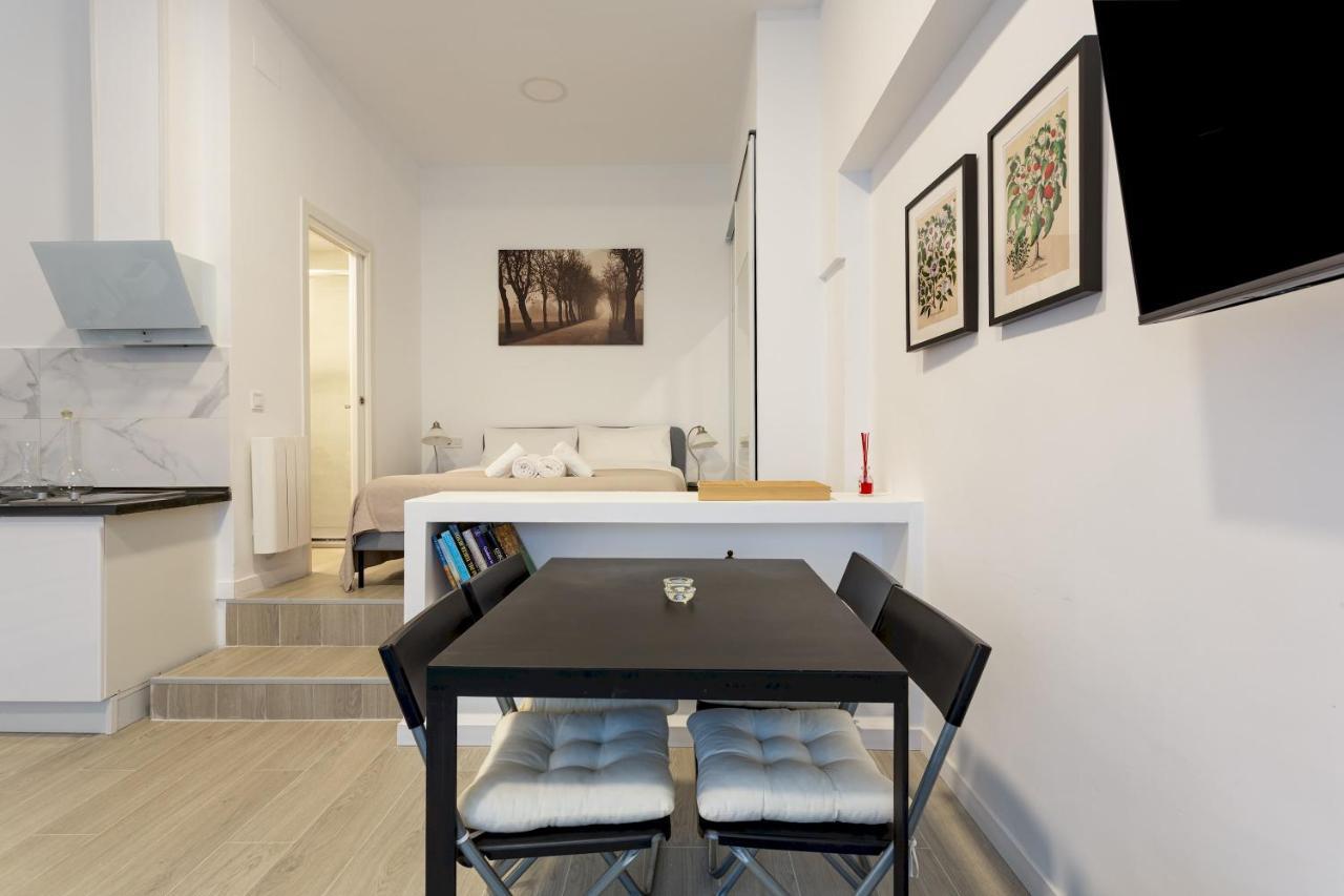 1 Bedroom 1 Bathroom Furnished - Av De America - Studio - Mintystay 마드리드 외부 사진